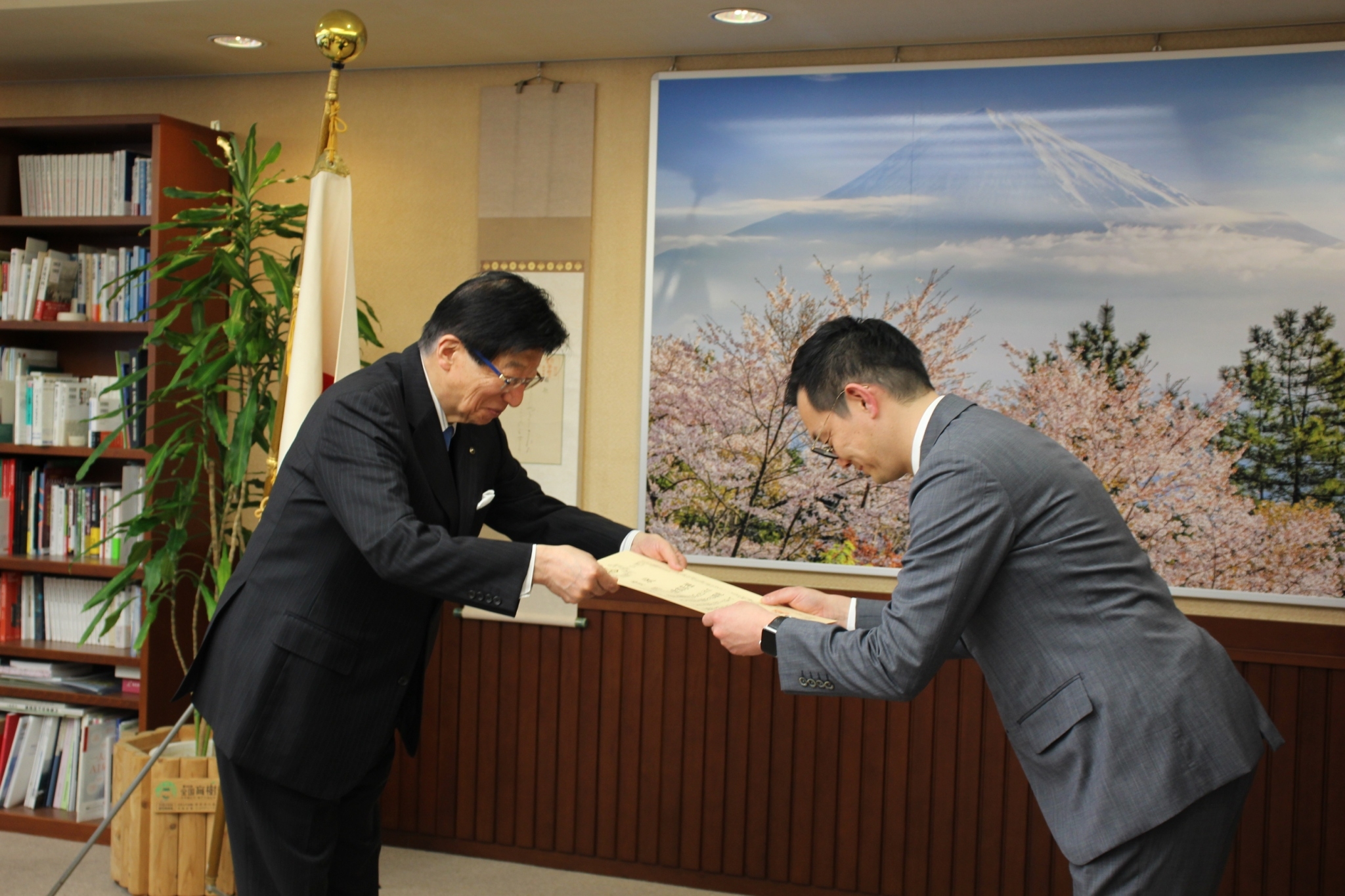 県知事訪問